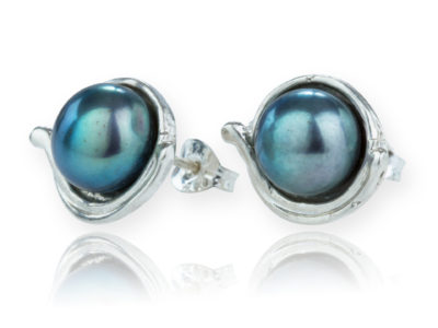 Peacock Pearl Stud earrings