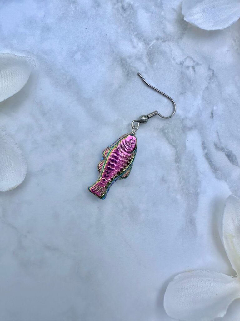 Fish Earrings – Green and Pink Foil