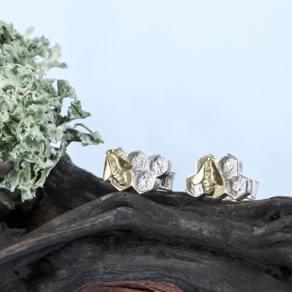[Honeycomb Stud Earrings] – Sterling Silver, 18ct Gold