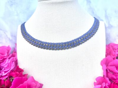 Round Herringbone Necklace - Navy/Gold